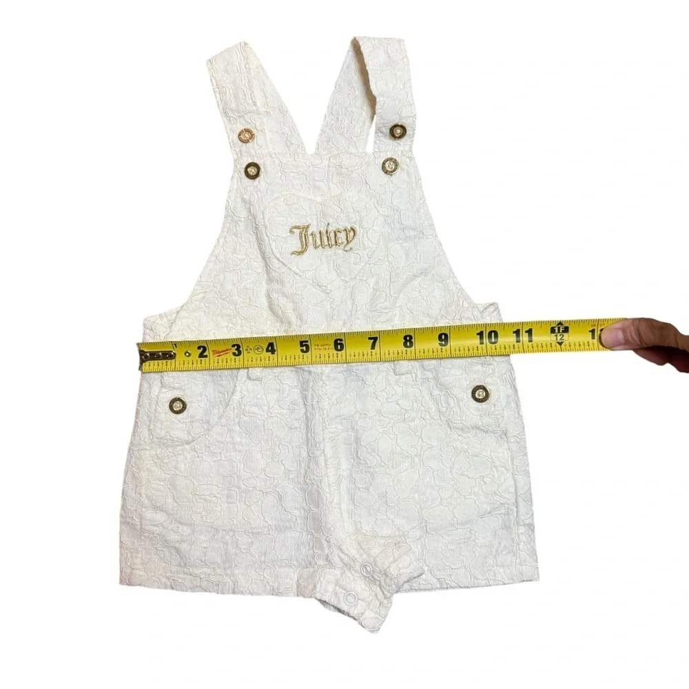 Juicy Couture Baby Girl White Textured Romper Overalls Gold Logo Snap Size 18M